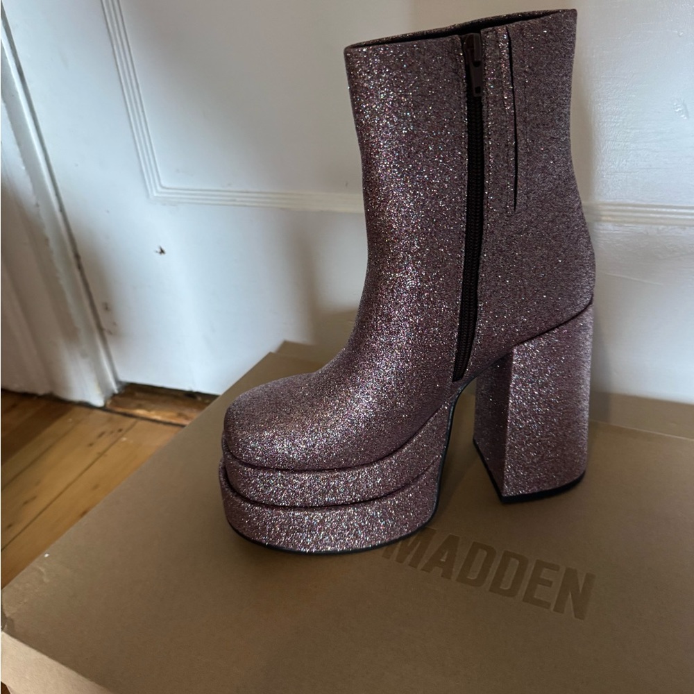 Steve Madden Pink Heeled Boots with Chunky Platform